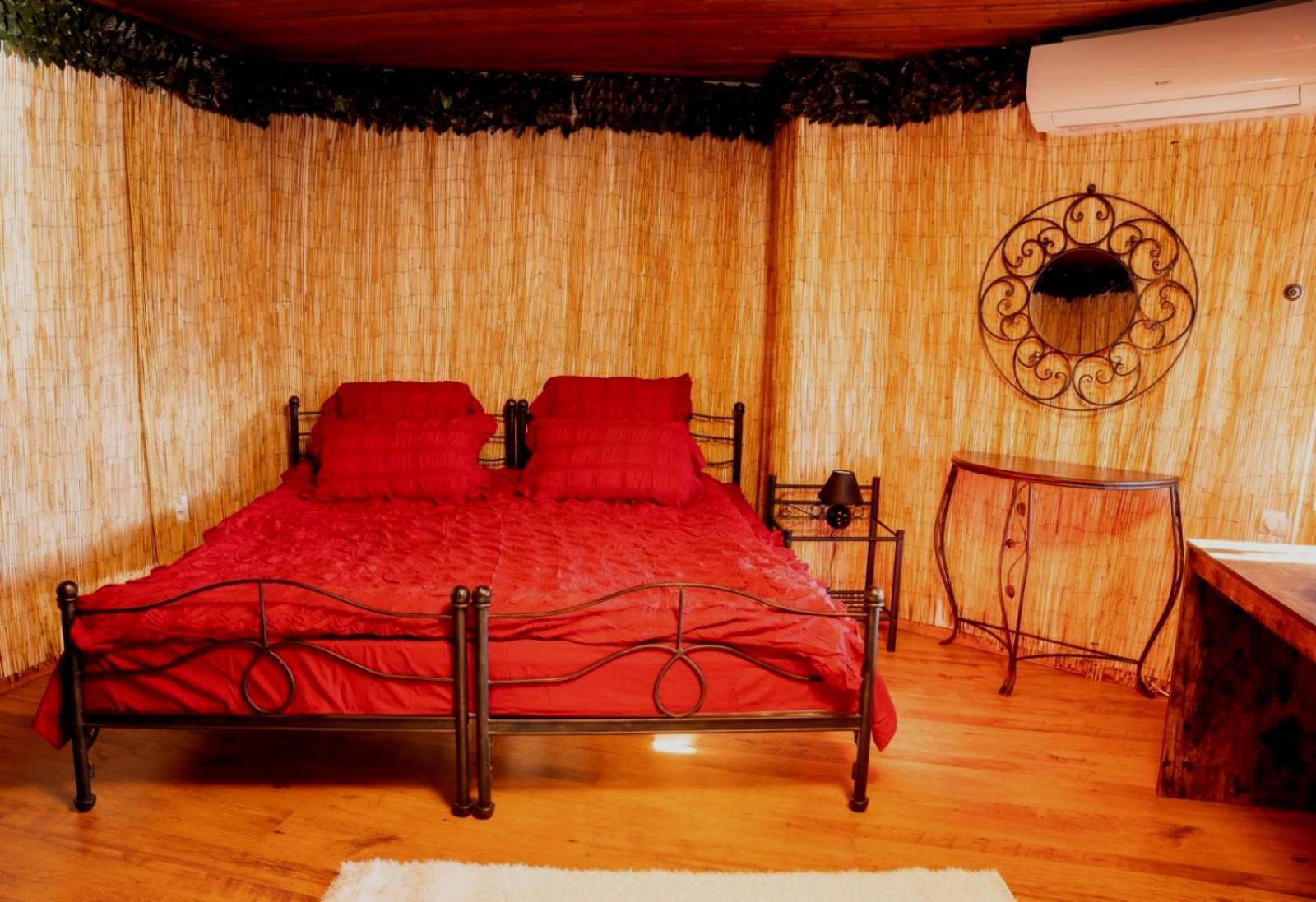 Complex Arbanashki Style-Panoramic View With Summer And Winter Terrace, Jacuzzi, Sauna, Children'S And Adult Area With Cinema Summer Arbanasi Exterior photo
