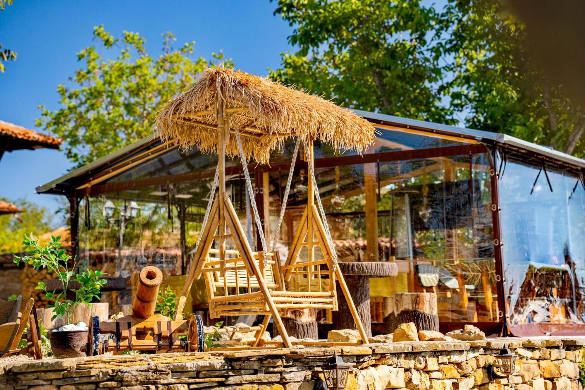 Complex Arbanashki Style-Panoramic View With Summer And Winter Terrace, Jacuzzi, Sauna, Children'S And Adult Area With Cinema Summer Arbanasi Exterior photo