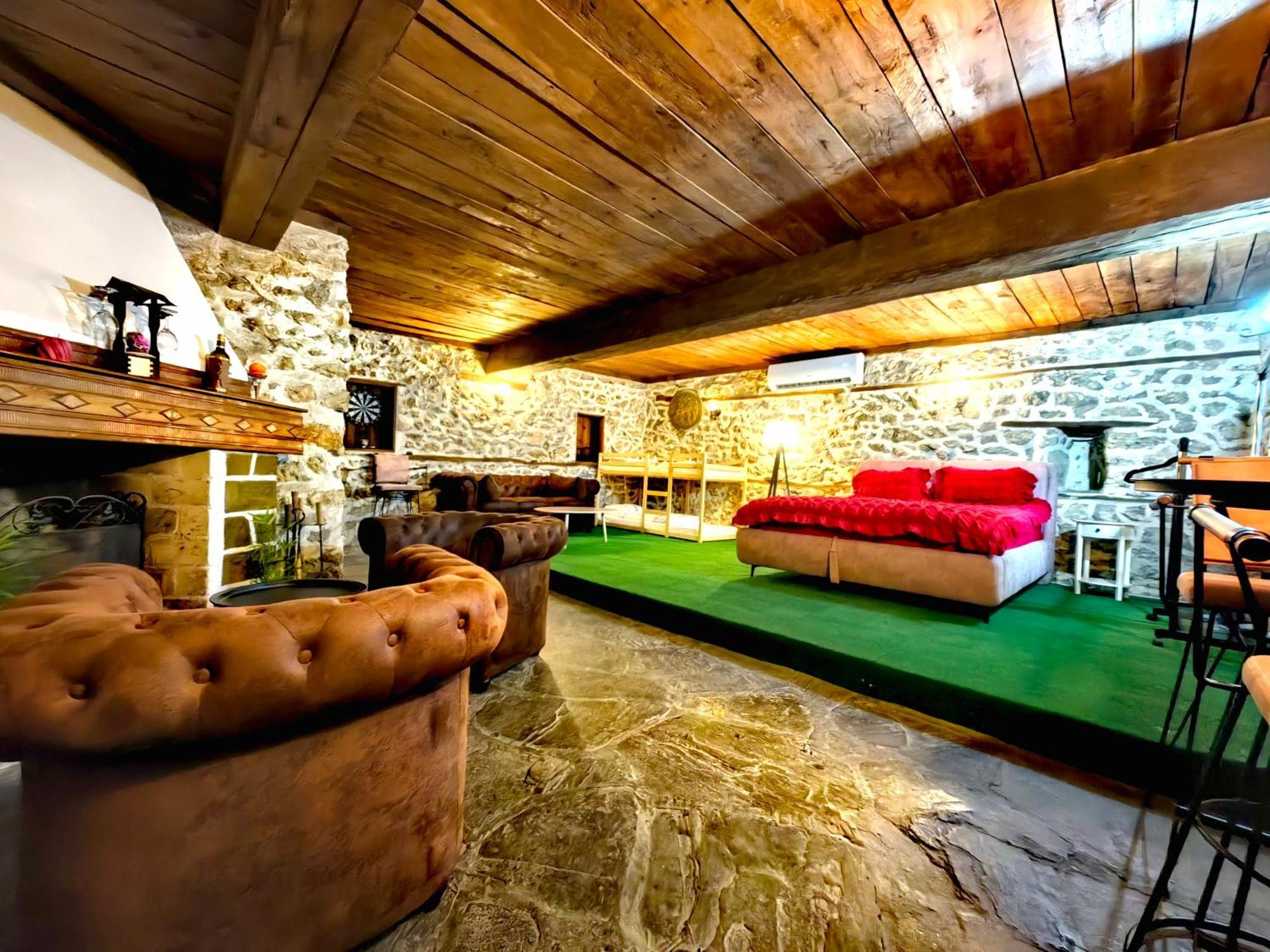 Complex Arbanashki Style-Panoramic View With Summer And Winter Terrace, Jacuzzi, Sauna, Children'S And Adult Area With Cinema Summer Arbanasi Exterior photo